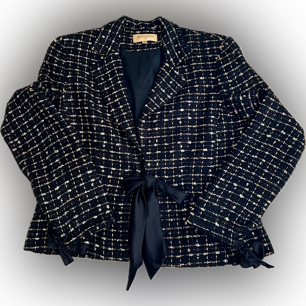 Bergamo by EBI Black Tweed Blazer with Satin Ribbon Ties – Size 14